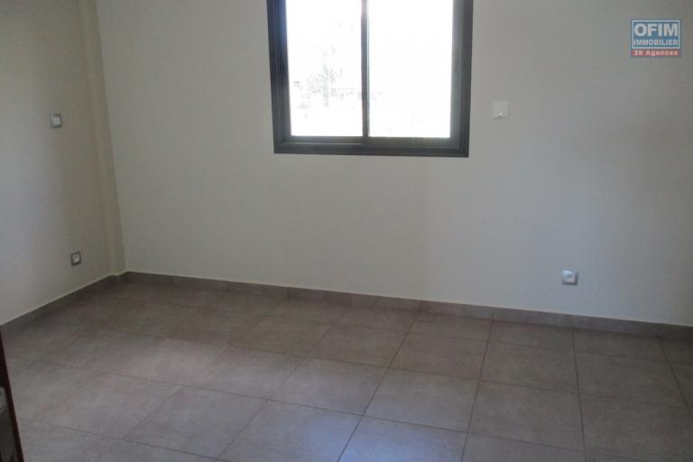 Un appartement T3 meublé sécurisé à Analamahitsy ( CONTACT LALAINA)