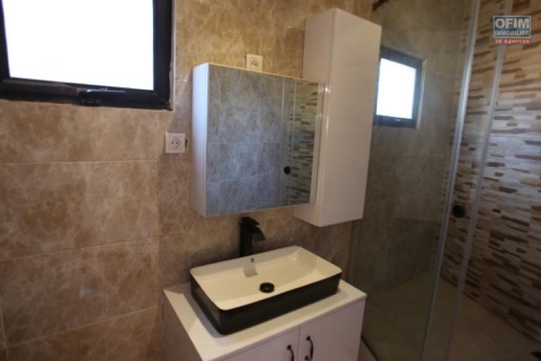 Une villa F3 à Itaosy ( CONTACT LALAINA 0340858376)