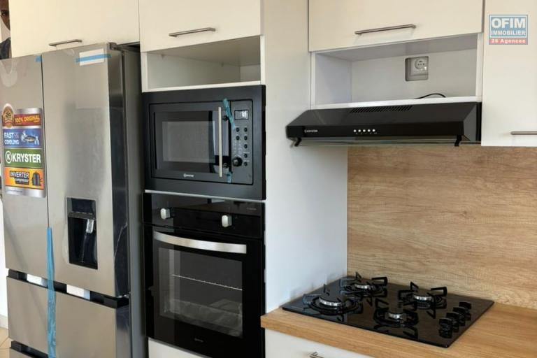 Un appartement T5 s&eacute;curis&eacute; &agrave; Mahatony Ivandry ( CONTACT LALAINA )