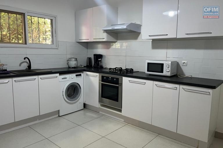 Des appartements meublés et non meublés T2 ( CONTACT LALAINA 034 08 583 76 )