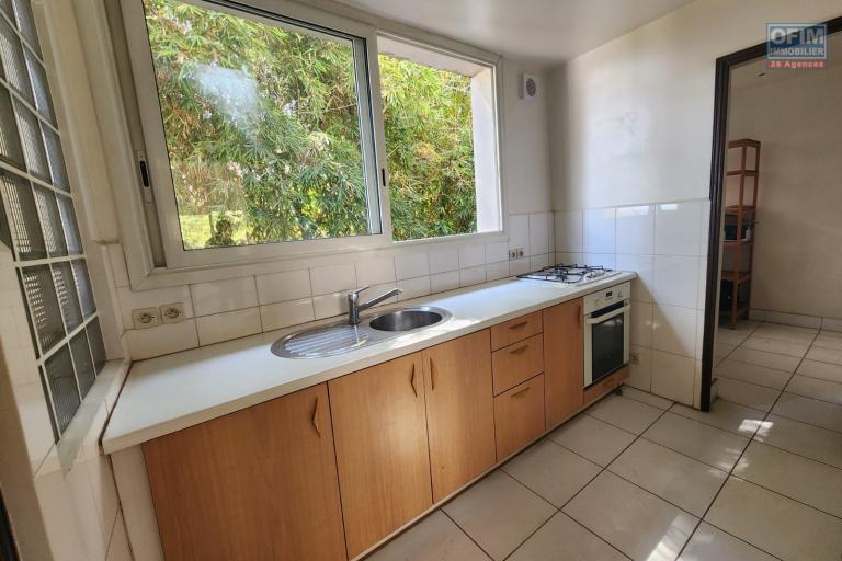 EN LOCATION - un appartement duplex de type T5 situ&eacute; &agrave; Faravohitra. Contact Mr Jacky