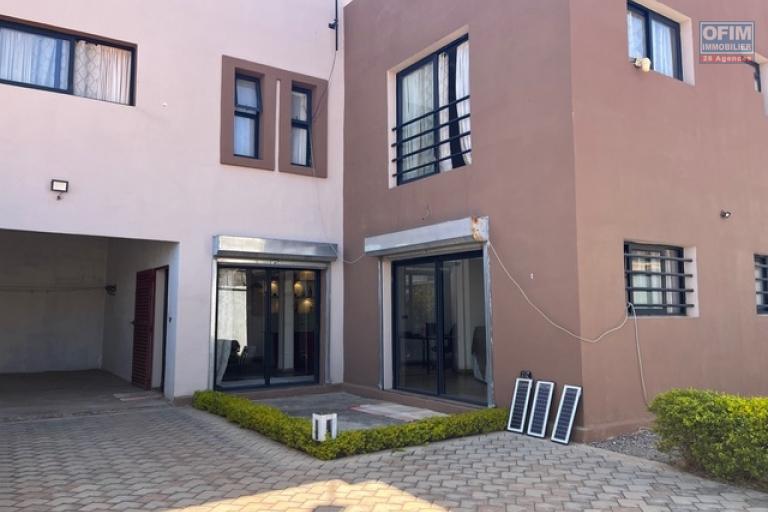 Une villa F5 à étage à Talatamaty