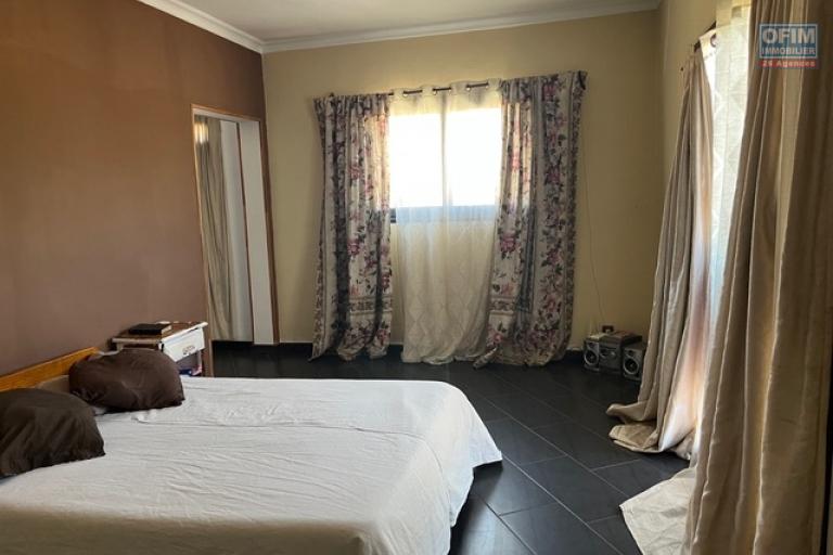 Une villa F5 à étage à Talatamaty