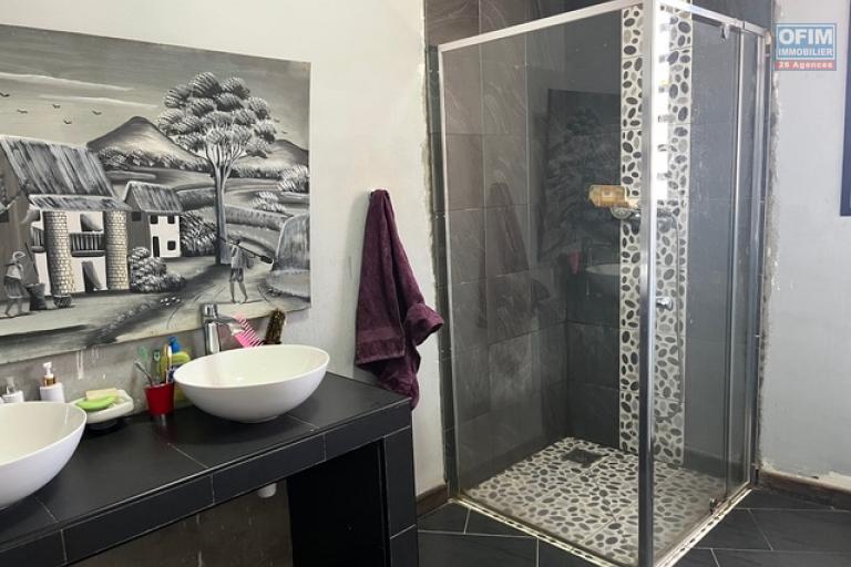 Une villa F5 à étage à Talatamaty