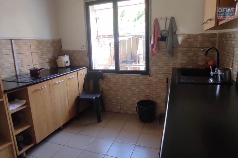 A LOUER Maison F5 à andoharanofotsy non meublée tel 034 02 218 69