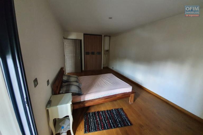 Un appartement T2 meublé à Ivandry ( CONTACT LALAINA 034 08 583 76 )