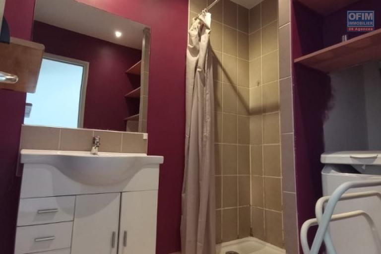 Un appartement T2 meubl&eacute; &agrave; Ivandry (CONTACT LALAINA )