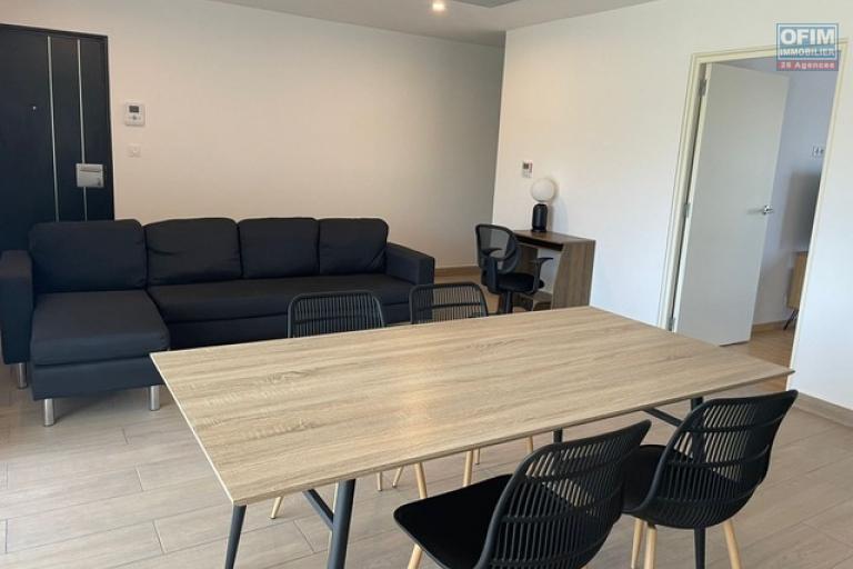 Un appartement entièrement meublé T2 sécurisé à Ankorondrano ( CONTACT LALAINA 034 08 583 76 )
