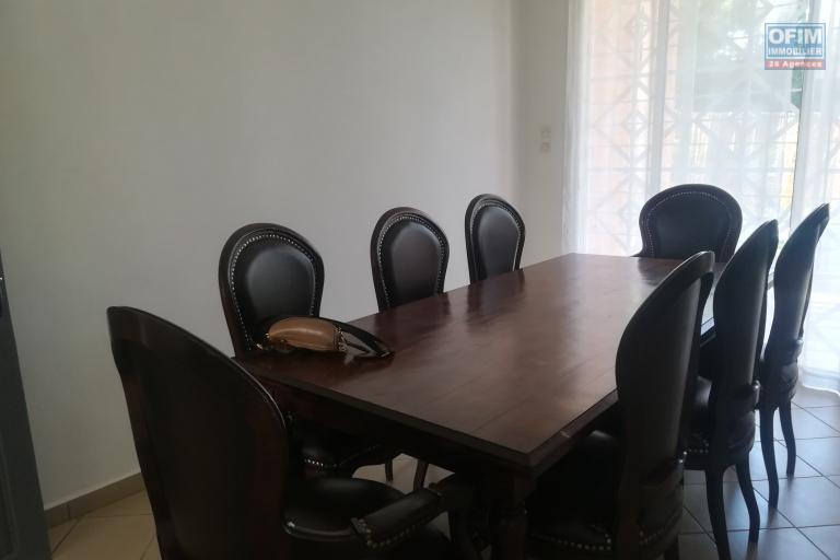 Un appartement T4 meublé au RDC à Ambatobe ( CONTACT LALAINA 034 08 583 76 )