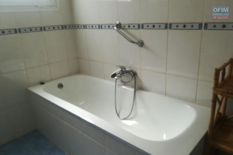 Un appartement T4 meublé au RDC à Ambatobe ( CONTACT LALAINA 034 08 583 76 )