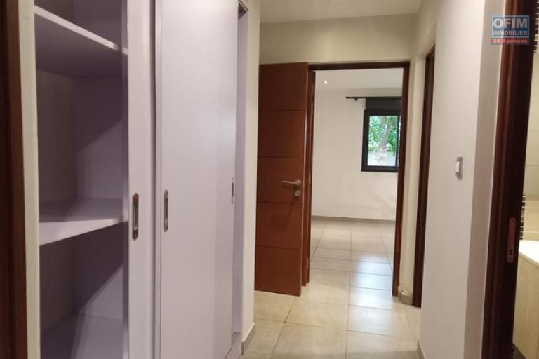 Un appartement T3 sécurisé à Analamahitsy ( CONTACT LALAINA 034 08 583 76 )