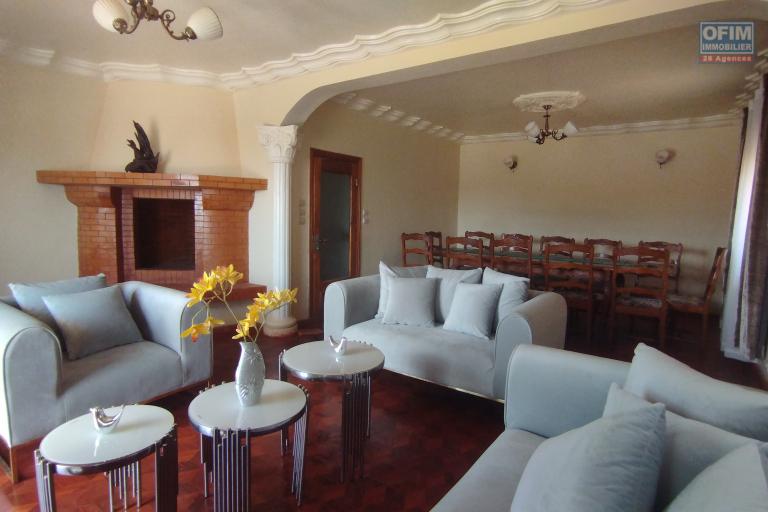 A vendre, une propriété de 1588 m2 sur Anjomakely