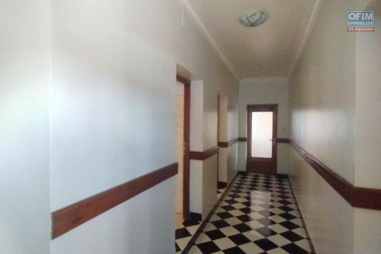 A vendre, une propriété de 1588 m2 sur Anjomakely