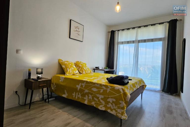 A louer, villa F5 de haut standing avec piscine sur Ambatobe ( contact 0341654755)