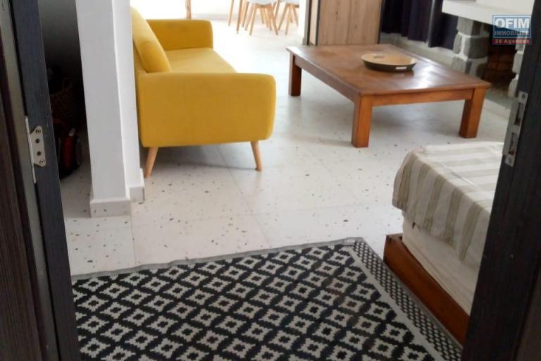 A louer, villa meublée F4 en plein centre ville sur Ambohijatovo Ambony ( contact 03416544755 Felana)