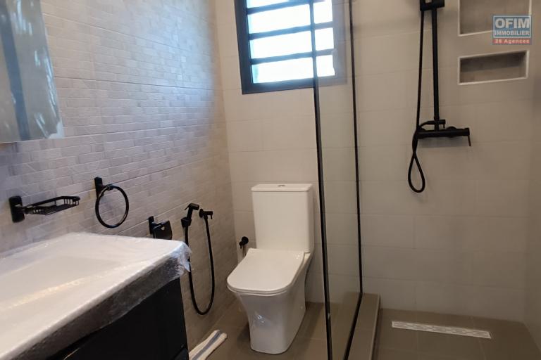 A LOUER un triplex T4  neuf dans un grand Domaine &agrave; Ankadikely ilafy, contact Francia :