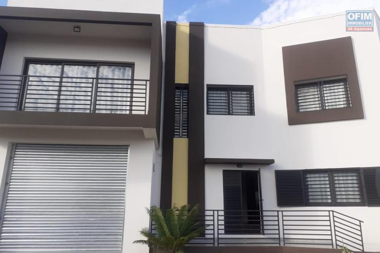 a louer une maison de type F4 situ&eacute;e &agrave; Imerimanjaka ambohijanaka, Francia