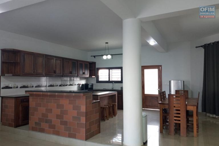 a louer une maison de type F4 situ&eacute;e &agrave; Imerimanjaka ambohijanaka, Francia