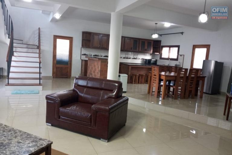 a louer une maison de type F4 situ&eacute;e &agrave; Imerimanjaka ambohijanaka, Francia