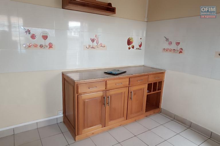 A LOUER Maison F4 a Anosy avaratra tel