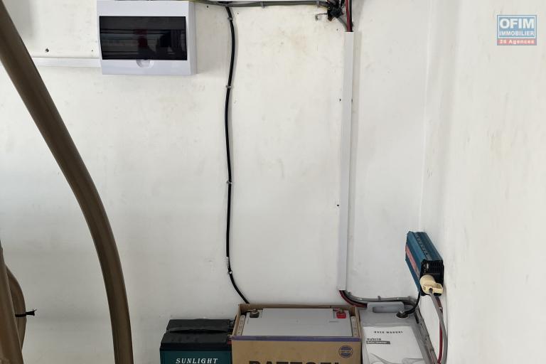 Une villa F5 sur 3 niveaux &agrave; Ambatolampy Timahafotsy ( CONTACT LALAINA )