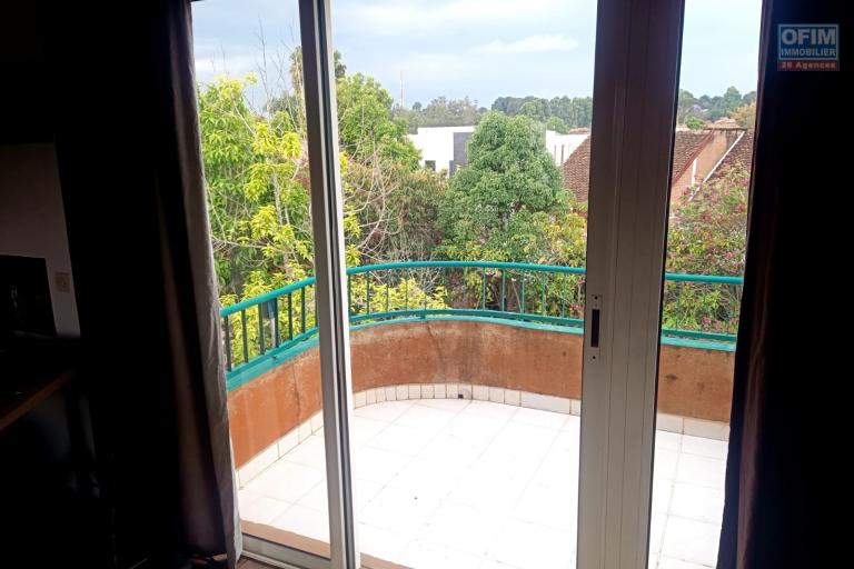 Une villa F5 dans la r&eacute;sidence bonnet &agrave; Ivandry ( CONTACT LALAINA )