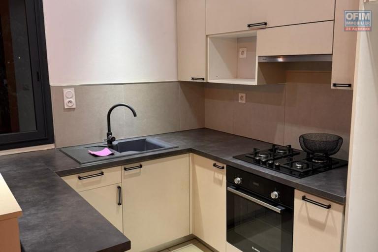 Un appartement T3 dans une r&eacute;sidence s&eacute;curis&eacute;e Cit&eacute; planton ( CONTACT LALAINA 034 08 583 76 )