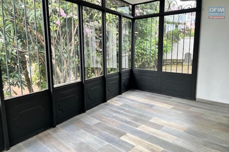 Une villa plain-pied &agrave; Ambatobe ( CONTACT LALAINA 034 08 583 76 )
