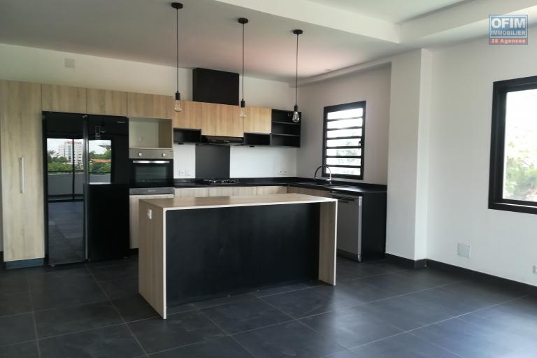 UN appartement T4 sécurisé à Ivandry ( CONTACT LALAINA 034 08 583 76)