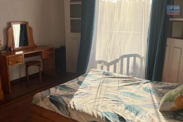 A VENDRE une villa de type F4 dans une résidence proche de toute les commodités à Tanjombato