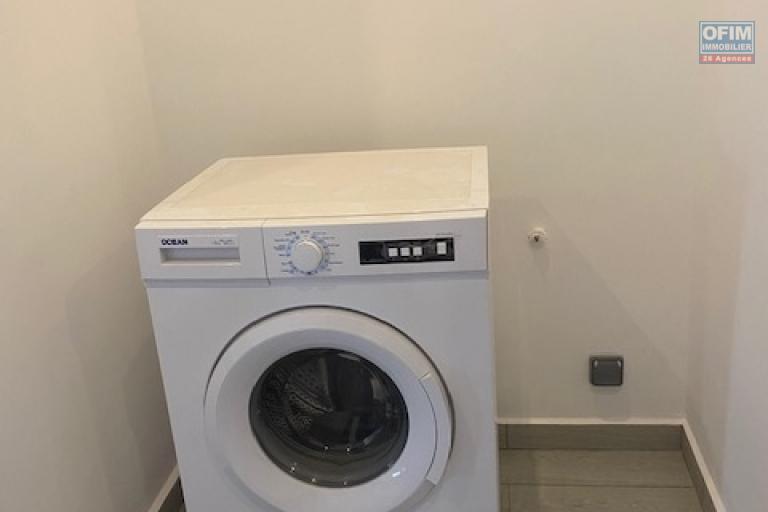 Un appartement T2 s&eacute;curis&eacute; &agrave; Ambohipotsy sur la haute ville de Tana ( CONTACT LALAINA )