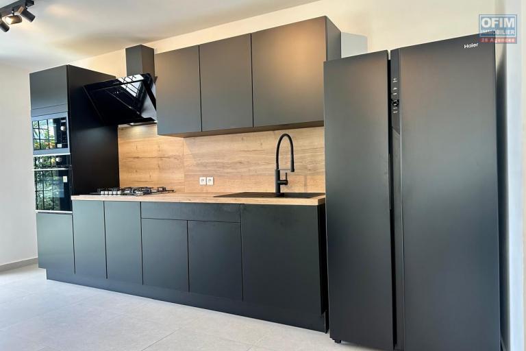 Une villa moderne F5 dans une r&eacute;sidence s&eacute;curis&eacute;e &agrave; Ambatobe