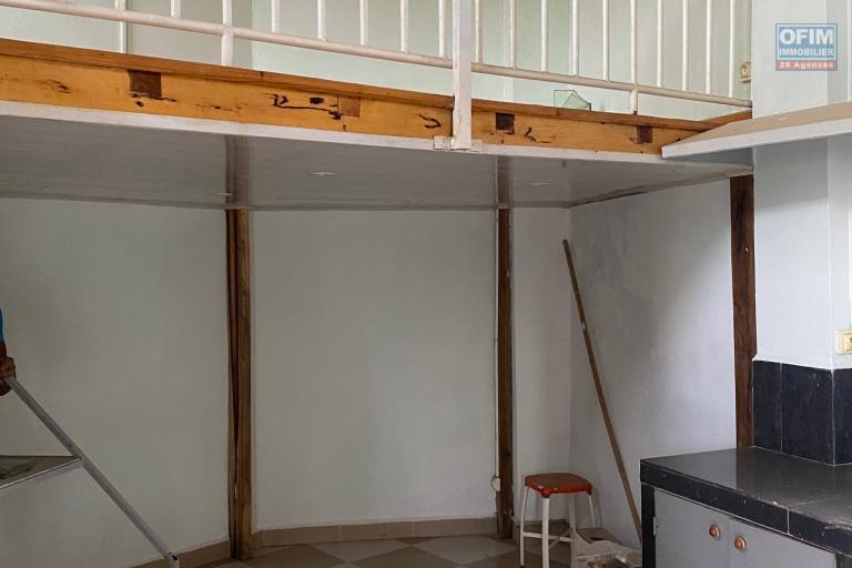 Un studio à louer à Ankatso