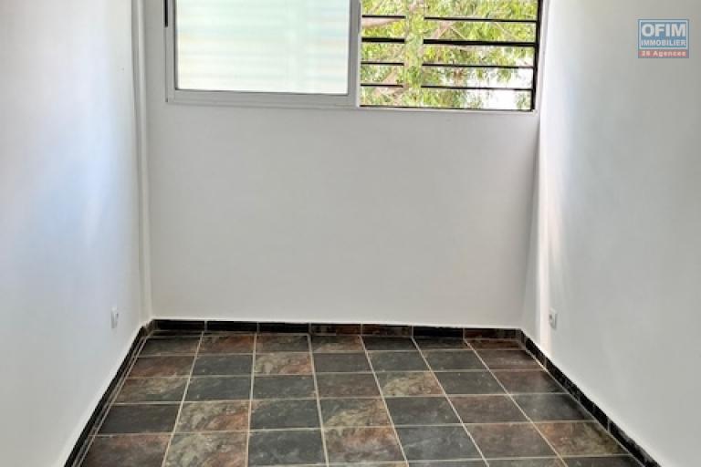 Un appartement T3 sécurisé à Tsiadana