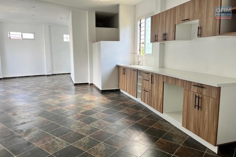 Un appartement T3 sécurisé à Tsiadana