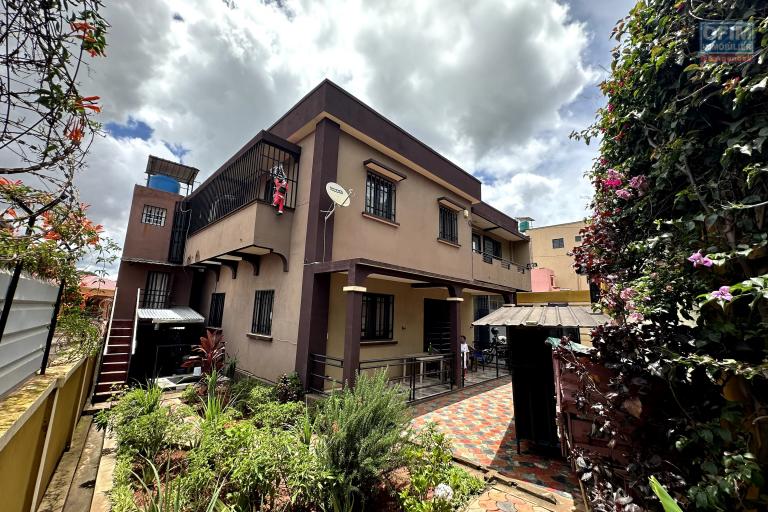 A vendre, villa moderne F6 sur Antsofinondry