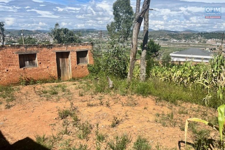 Vente d'un terrain de 596m2 &agrave; Ambatomaro Antsobolo