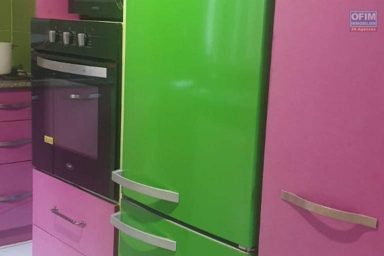 Un appartement T3 meubl&eacute; &agrave; Ambohidrazaka Alasora