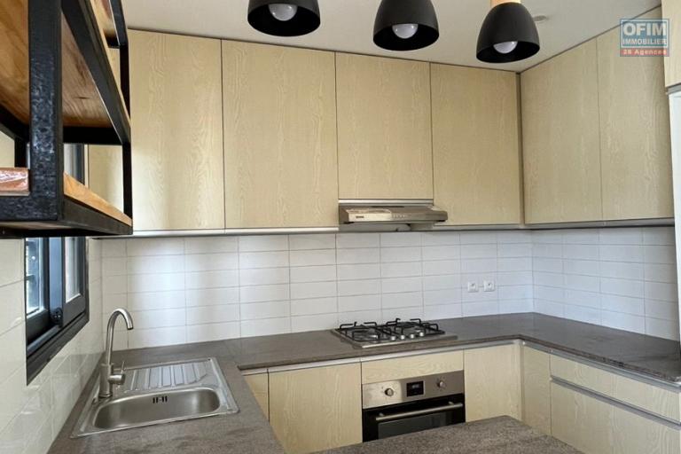 Une villa neuve F4 meublée à Alasora