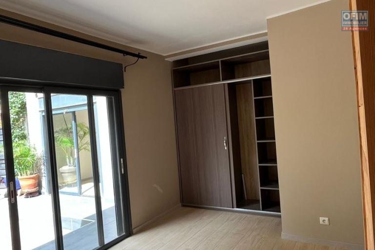 Une villa neuve F4 meublée à Alasora