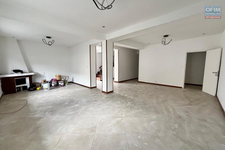 Une villa F7 &agrave; Androhibe