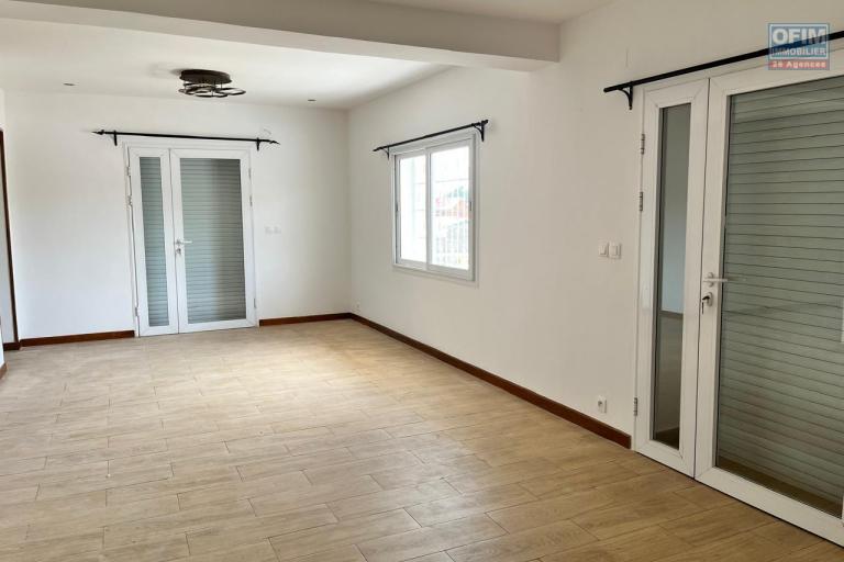 Une villa F7 &agrave; Androhibe