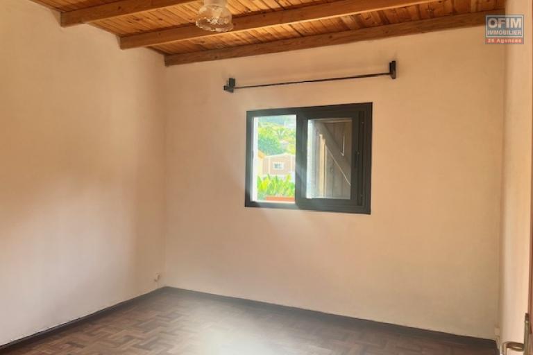 Une maison F4 &agrave; 10mn &agrave; pied du Lyc&eacute;e Fran&ccedil;ais &agrave; Ambatobe