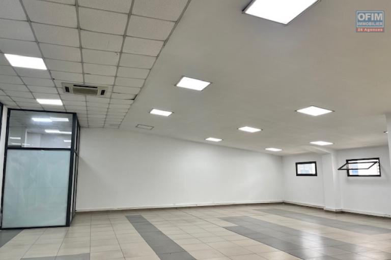 Des bureaux de 150m2 et 225m2 &agrave; Alarobia