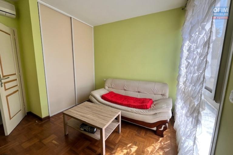 Vente d'un appartement T3 s&eacute;curis&eacute; &agrave; Ivandry