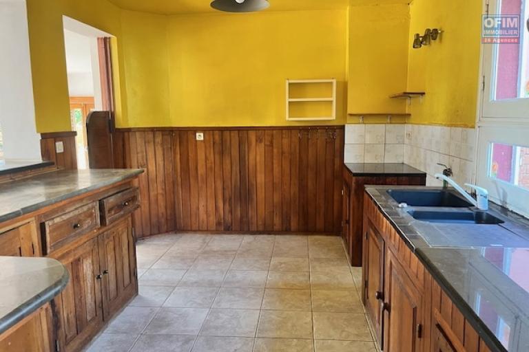 Une villa F4 avec grand jardin à Ankerana