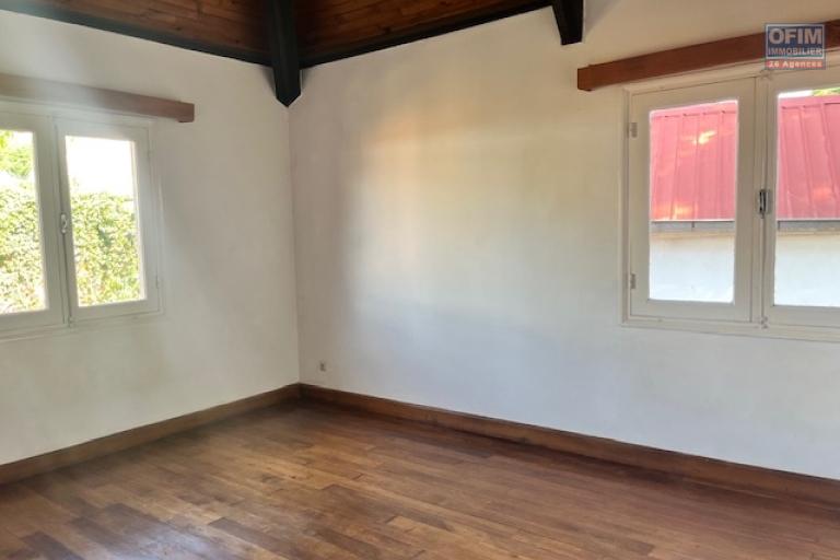 Une villa F4 avec grand jardin à Ankerana