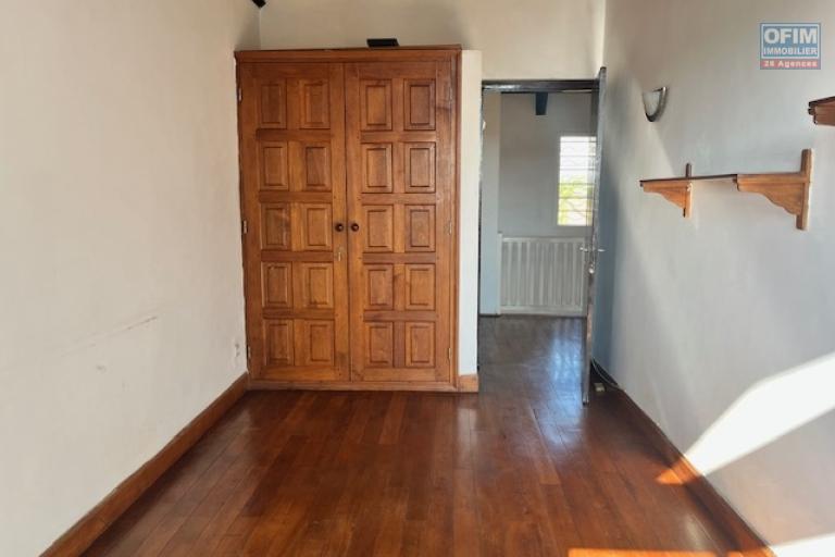 Une villa F4 avec grand jardin à Ankerana