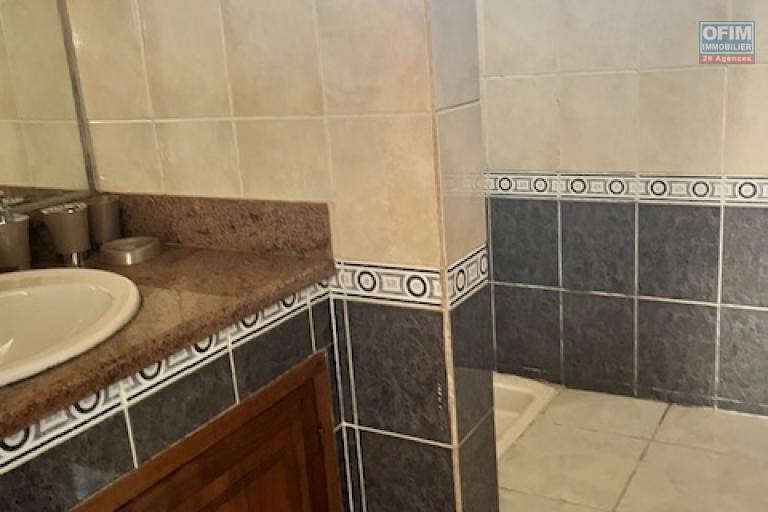 Une villa F4 avec grand jardin à Ankerana