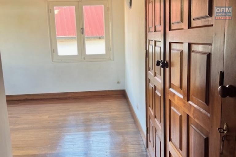 Une villa F4 avec grand jardin à Ankerana